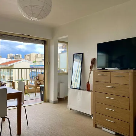 Apartment Studio Cosy, Calme Et Lumineux A 500m Des Plages Antibes